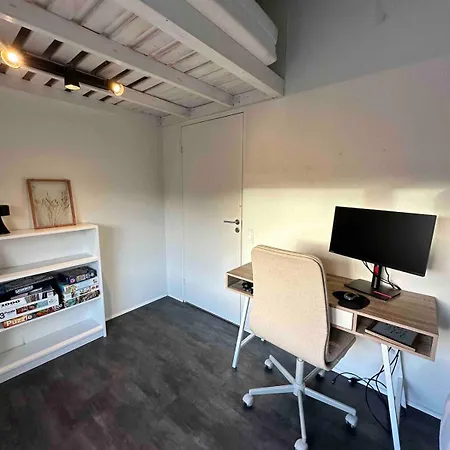 Sjarmerende Og Hyggelig Lite Hjem Holstebro